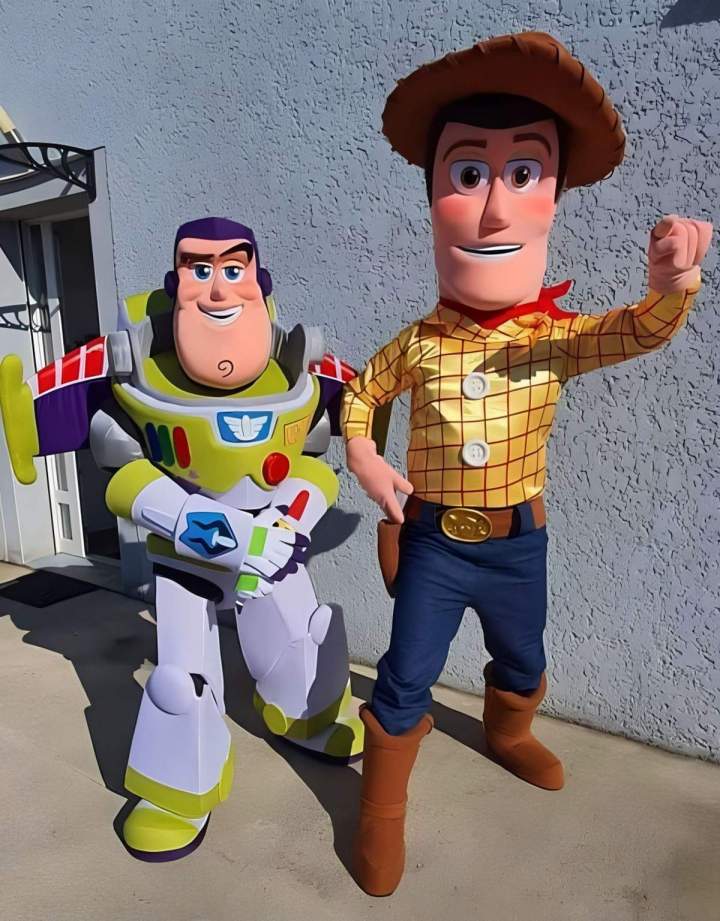 Costume de mascotte à louer Oyonnax