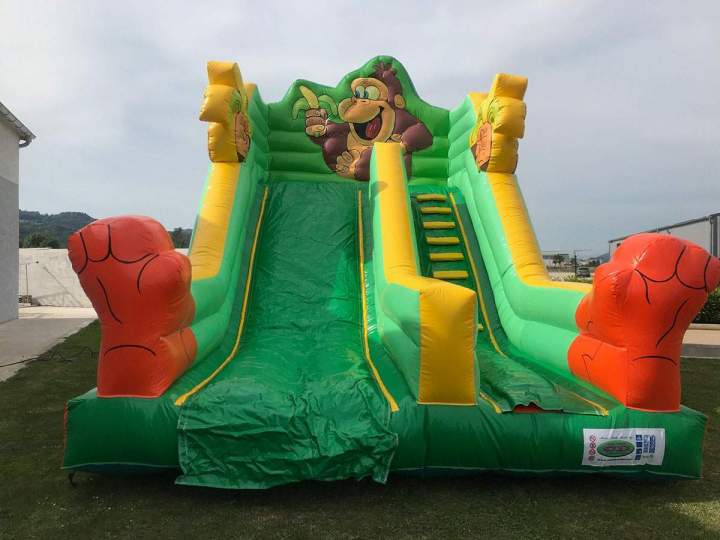 Structure gonflable à louer Oyonnax